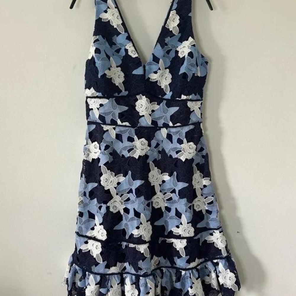 Floral Lace V-Neck Dress